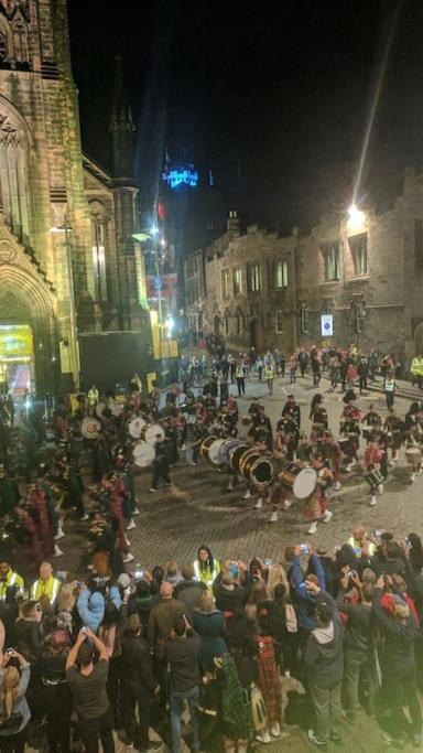 Royal Mile Apt, Just 1 Min From Edinburgh Castle! Экстерьер фото