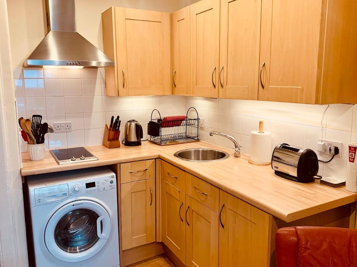 Royal Mile Apt, Just 1 Min From Edinburgh Castle! Экстерьер фото